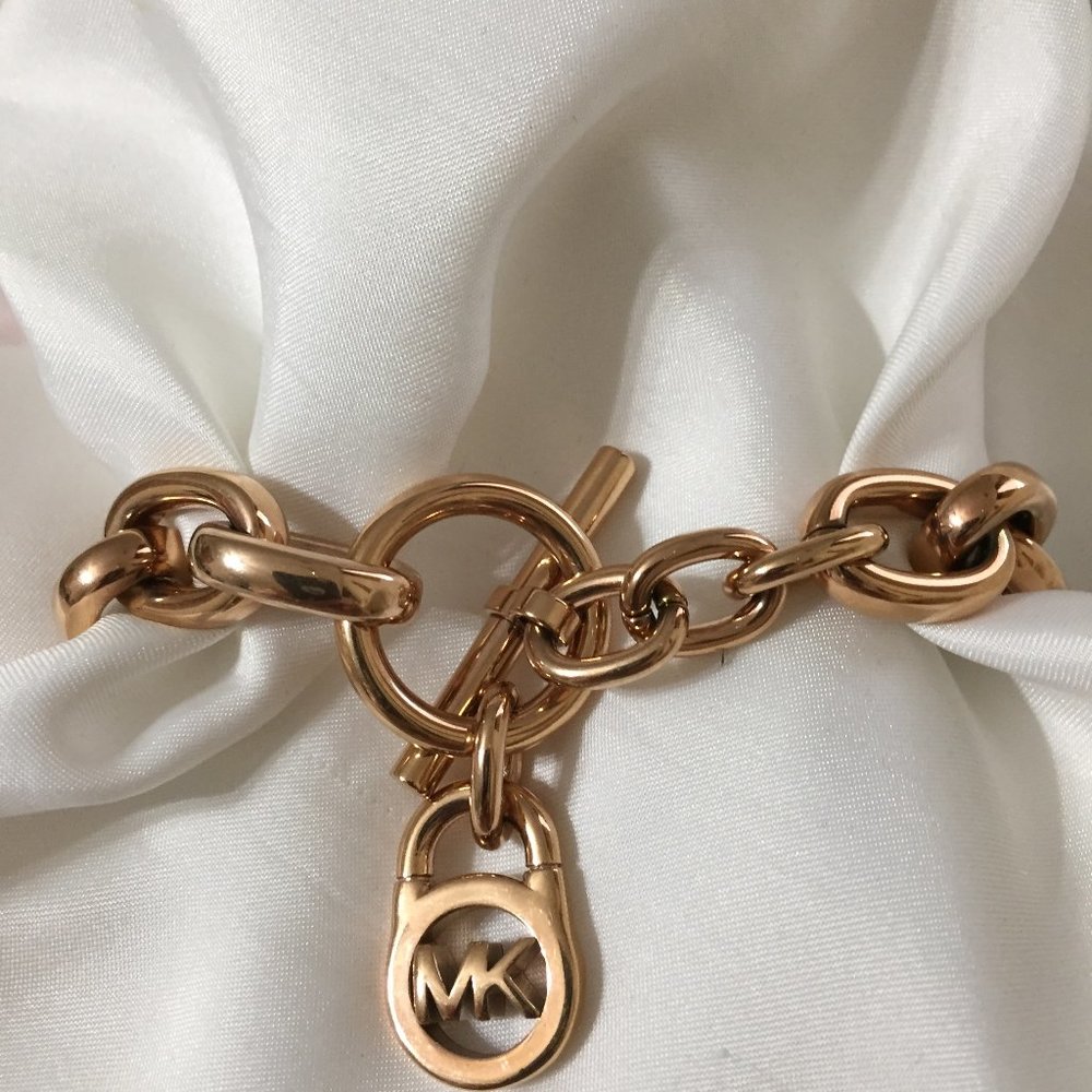 Michael Kors MK Fulton Toggle Link Bracelet